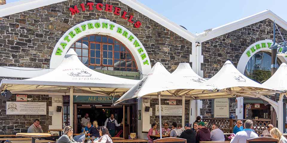 Mitchell's Scottish Ale House Victoria & Alfred Waterfront: Mitchells Ale House V&A Waterfront Cape Town — Mitchell's Scottish Ale House Victoria & Alfred Waterfront in constantia